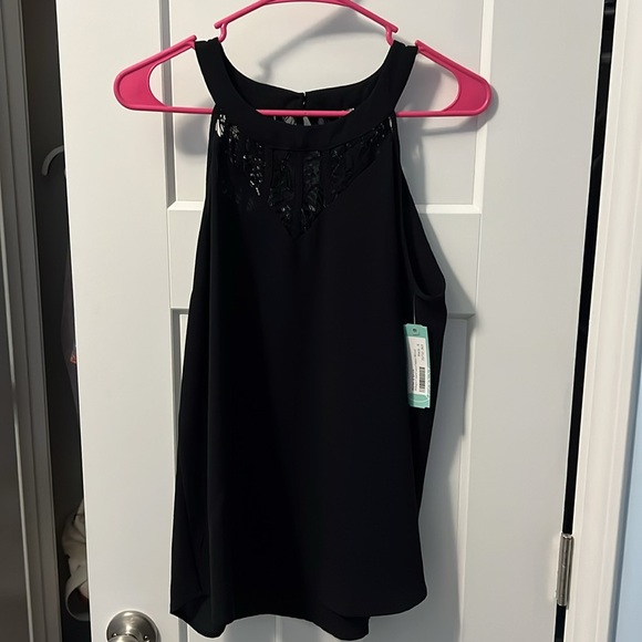 Lace Black Tank Top - Picture 2 of 4